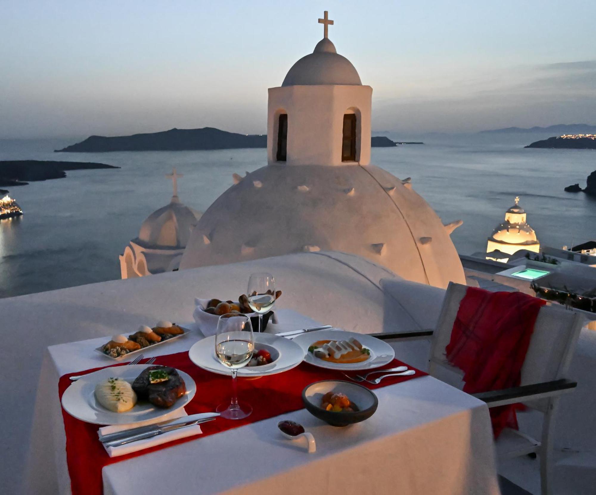 Aigialos Luxury Traditional Settlement Fira  Eksteriør billede