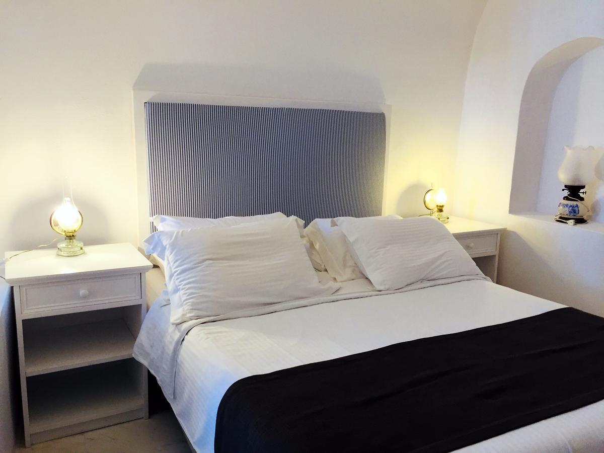 Aigialos Luxury Traditional Settlement Fira  Eksteriør billede